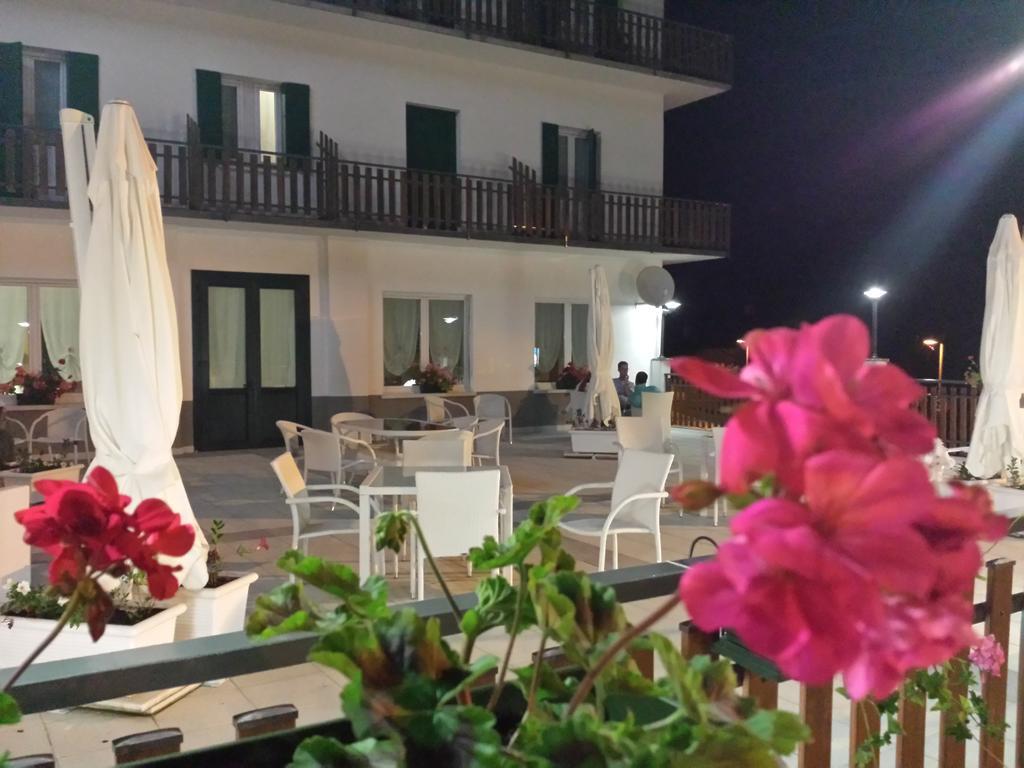 Hotel Pineta Falcade Εξωτερικό φωτογραφία